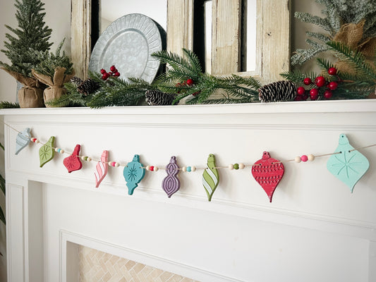 Vintage Ornaments garland
