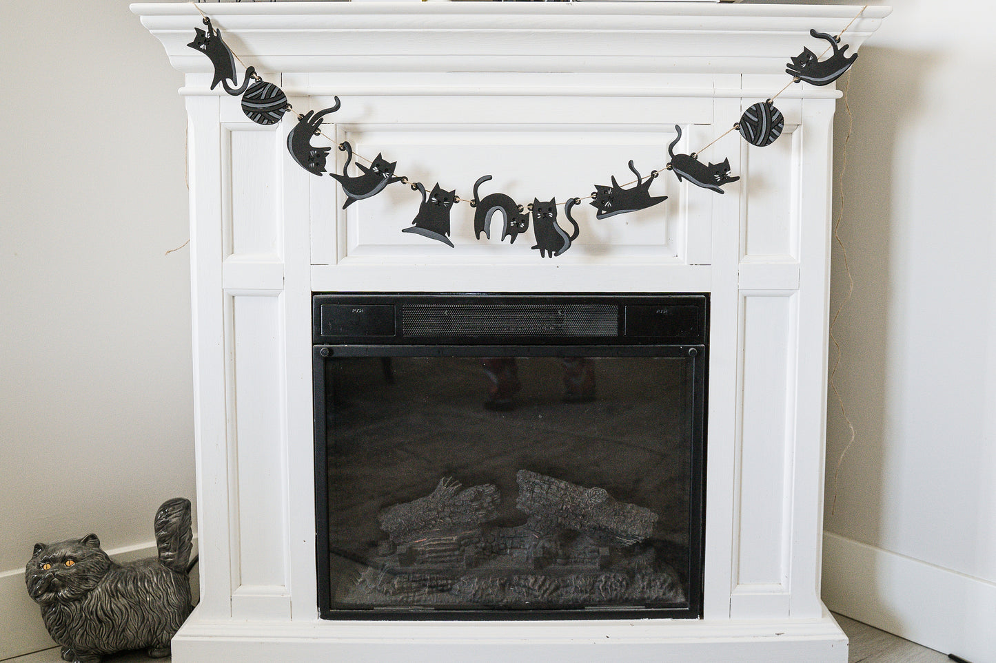 Crazy cat garland, paint your own diy craft