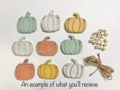 Fall pumpkin garland decoration for autumn mantle