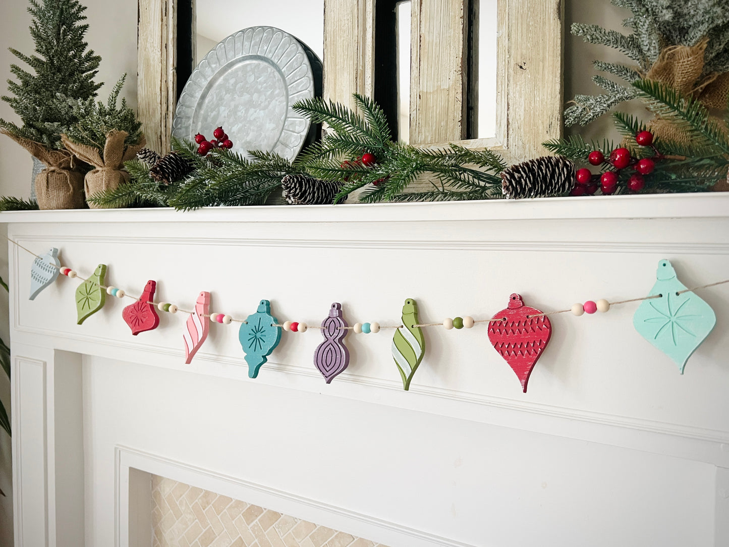 Vintage Ornaments garland