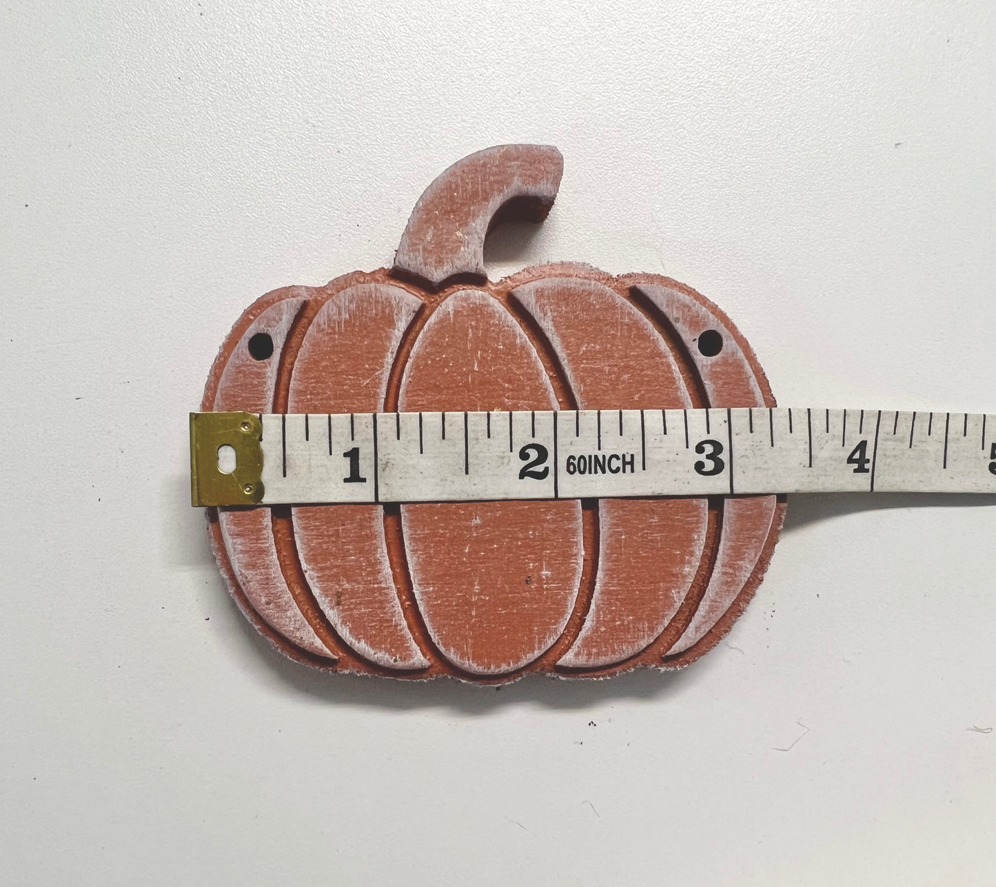 Fall pumpkin garland decoration for autumn mantle
