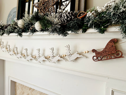 Sleigh and reindeer garland - DIY