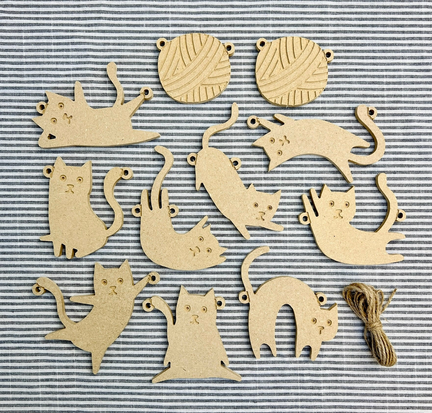 Crazy cat garland, paint your own diy craft