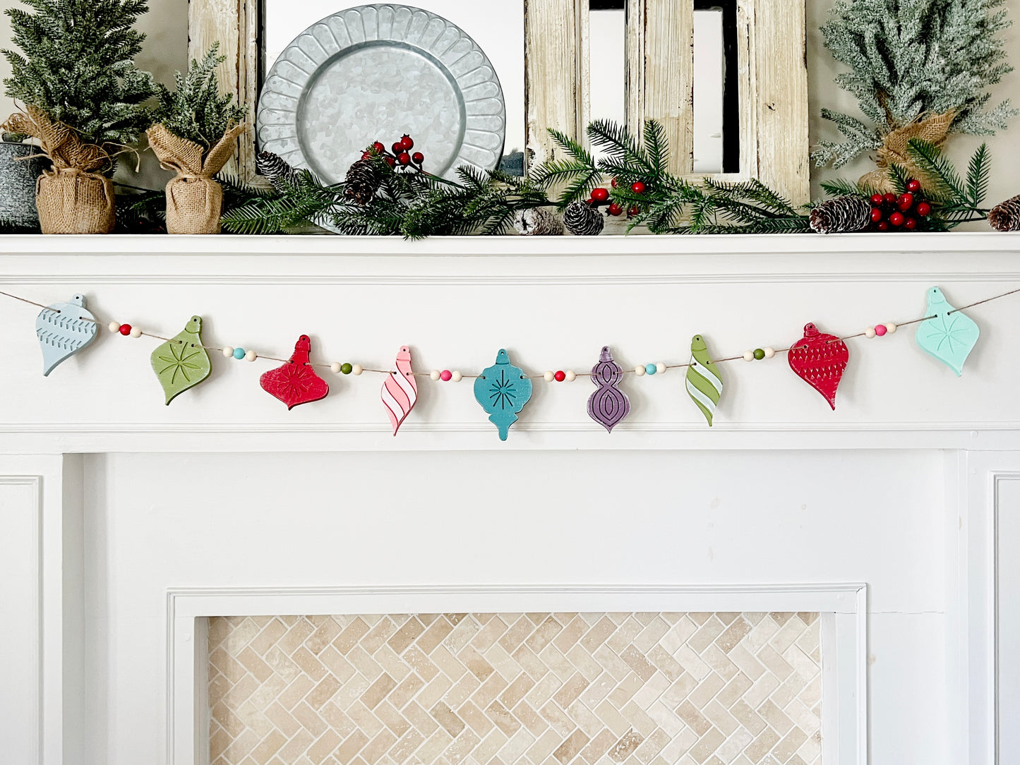 Vintage Ornaments garland