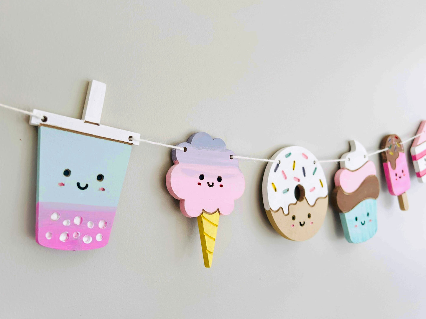 Paintable craft kit, Kawaii sweet treats, FREE SHIPPING