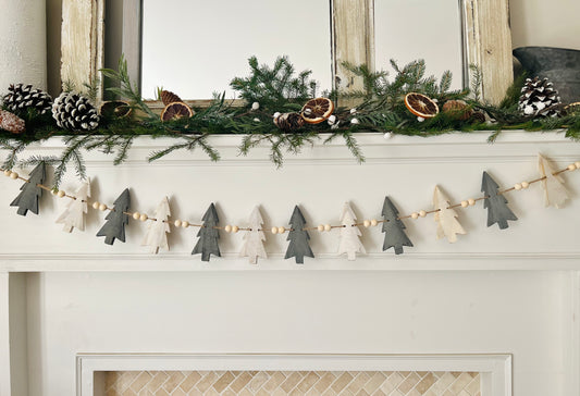 Rustic Pines wooden tree garland, grey, natural winter decoration